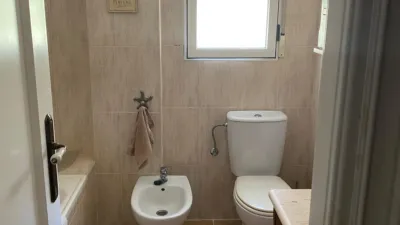 Piso en alquiler en Calle Letur, Santa Cruz-San Antonio Abad-Industria, Cañicas (Albacete Capital) de 350 €<span>/mes</span>