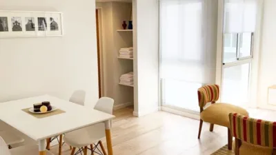 Apartamento en alquiler en Calle de Clara del Rey, cerca de Calle de Cartagena - Imagen 2