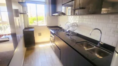 Apartamento en alquiler en Calle de Clara del Rey, cerca de Calle de Cartagena - Imagen 2
