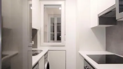 Apartamento en alquiler en Calle de Embajadores, cerca de Calle de Fray Ceferino González - Imagen 3