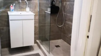 Apartamento en alquiler en Calle de Embajadores, cerca de Calle de Fray Ceferino González - Imagen 4