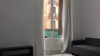 Apartamento en alquiler en Calle del Sombrerete - Imagen 2