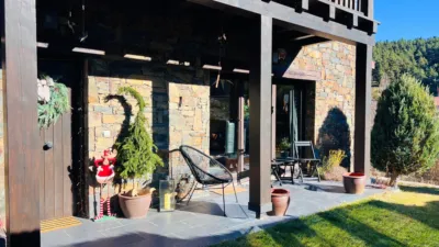 Chalet unifamiliar en venta en La Molina, La Molina (Alp) de 520.000 €