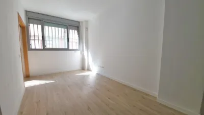 Apartment on Carrer de Vallcorba photo 2