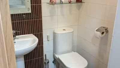 Semi-detached house on Clara Campoamor Street photo 37