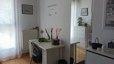 Semi-detached house on Clara Campoamor Street photo 25