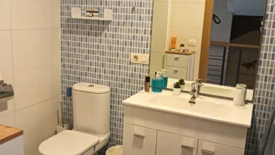 Semi-detached house on Clara Campoamor Street photo 22