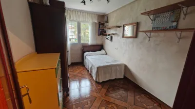 Piso en calle Oriñon photo 15