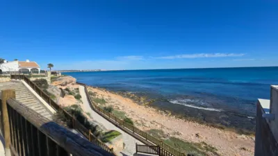 Chalet en venta en Carrer de la Quilla, Cabo Roig-La Zenia-La Regia (Distrito Orihuela Costa. Orihuela) de 1.490.000 €