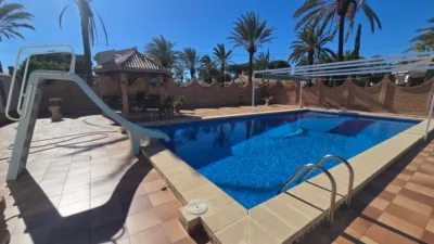 Chalet en venta en Carrer de la Quilla, Cabo Roig-La Zenia-La Regia (Distrito Orihuela Costa. Orihuela) de 1.490.000 €