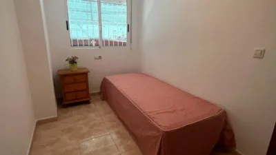 Piso en venta en Calle de San Policarpo, 87, cerca de Calle del Huerto, Centro (Torrevieja) de 142.000 €