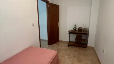 Piso en venta en Calle de San Policarpo, 87, cerca de Calle del Huerto, Centro (Torrevieja) de 142.000 €