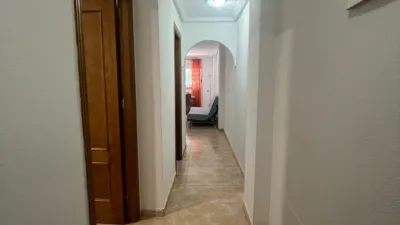 Piso en venta en Calle de San Policarpo, 87, cerca de Calle del Huerto, Centro (Torrevieja) de 142.000 €
