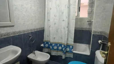 Piso en venta en Calle de San Policarpo, 87, cerca de Calle del Huerto, Centro (Torrevieja) de 142.000 €