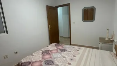 Piso en venta en Calle de San Policarpo, 87, cerca de Calle del Huerto, Centro (Torrevieja) de 142.000 €