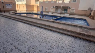 Piso en venta en Rambla Juan Mateo García, 79, cerca de Avenida de Diego Ramírez Pastor, Centro (Torrevieja) de 136.500 €