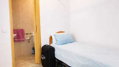 Pis – Torrevieja, Urbanización Calas Blancas - Més