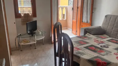 Apartment for sale on Avenida de las Habaneras, 72 photo 2