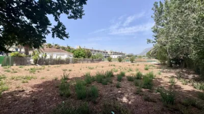 Terreno en venta en Urbanizaciones - Vista 2