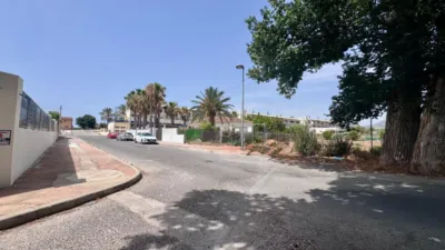 Terreno en venta en Urbanizaciones - Vista 4