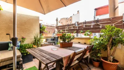 Attic on Carrer de Sevilla photo 2