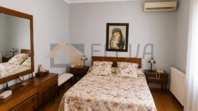 Townhouse in La Roda photo 13