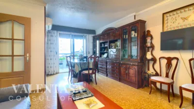 Apartment on Calle de Ángel Villena photo 9