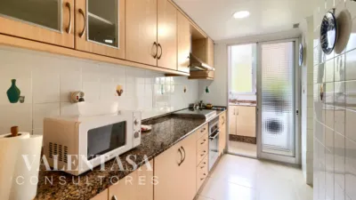 Apartment on Calle de Ángel Villena photo 15