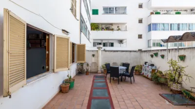 Apartment on Carrer de Monterrey photo 2
