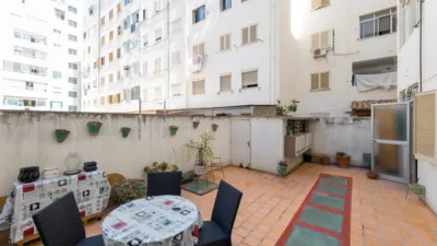 Apartment on Carrer de Monterrey photo 3