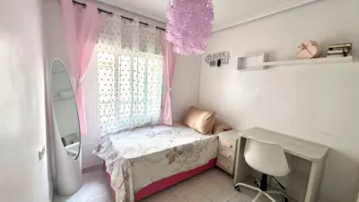 Flat on Calle del Pintor Pérez Pizarro photo 24