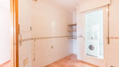 Apartment at Avenida Av. Regimiento Zaragoza 5 de Paracaidistas, nº 62 photo 20