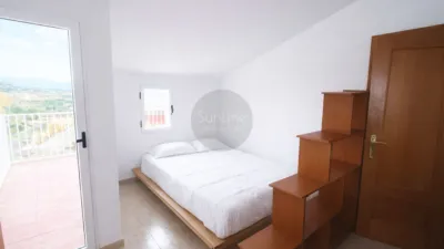 Semi-detached house on Carrer Serra de Cazorla, 1 photo 10