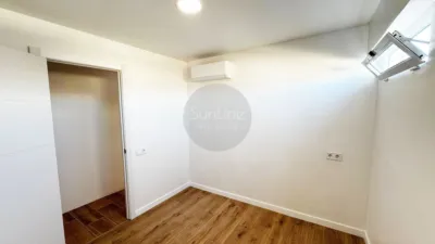 Apartment on Calle Dels Sants Just I Pastor, Manises, No. 4 photo 14