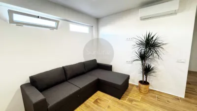Apartment on Calle Dels Sants Just I Pastor, Manises, No. 4 photo 9