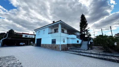 House on Avenida Av. del Rio Turia, Chiva, Valencia, No. 14 photo 63