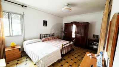 House on Avenida Av. del Rio Turia, Chiva, Valencia, No. 14 photo 36