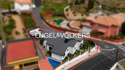 House on Areja Street photo 3