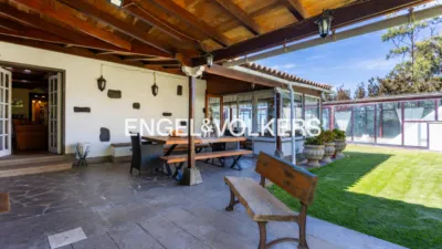 Rustic chalet on Vista Castillo Street photo 16