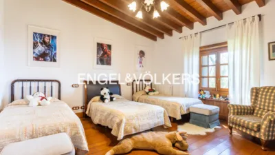 Rustic chalet on Vista Castillo Street photo 10