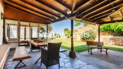 Rustic chalet on Vista Castillo Street photo 17