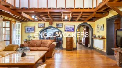 Rustic chalet on Vista Castillo Street photo 6