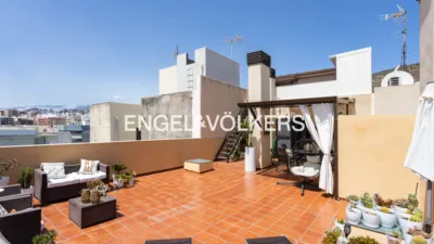 Penthouse on Méndez Núñez Street photo 23