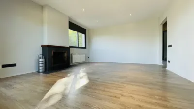 Chalet in Corbera de Llobregat photo 9