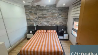 Apartment on Huit de Març Street photo 13