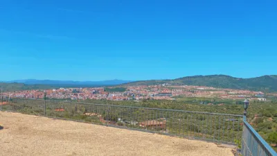 House on Calle Entidad Plasencia photo 6