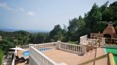 House in Urbanitzacions del Nord photo 10