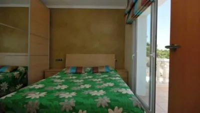 House in Urbanitzacions del Nord photo 21