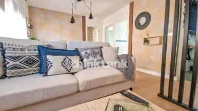 Apartment for sale in Plaza de Rabi Sem Tob photo 2