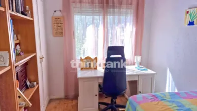 Apartment on Calle José María Sánchez Silva photo 15